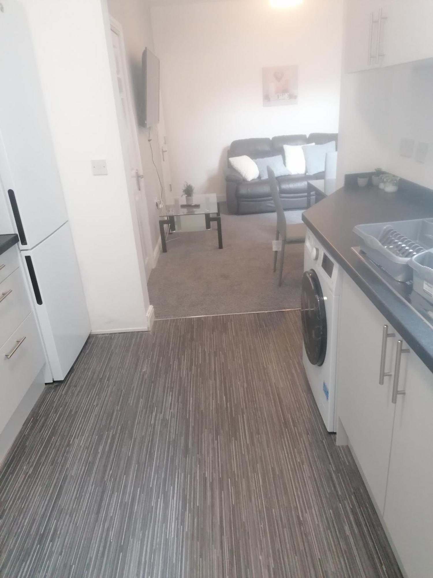 Rossy Home Of Relaxations Stoke-on-Trent Екстериор снимка